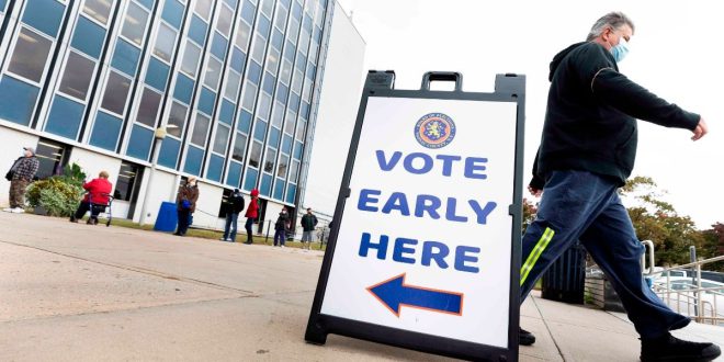 Texas: la votación anticipada con leyes más estrictas y boletas devueltas