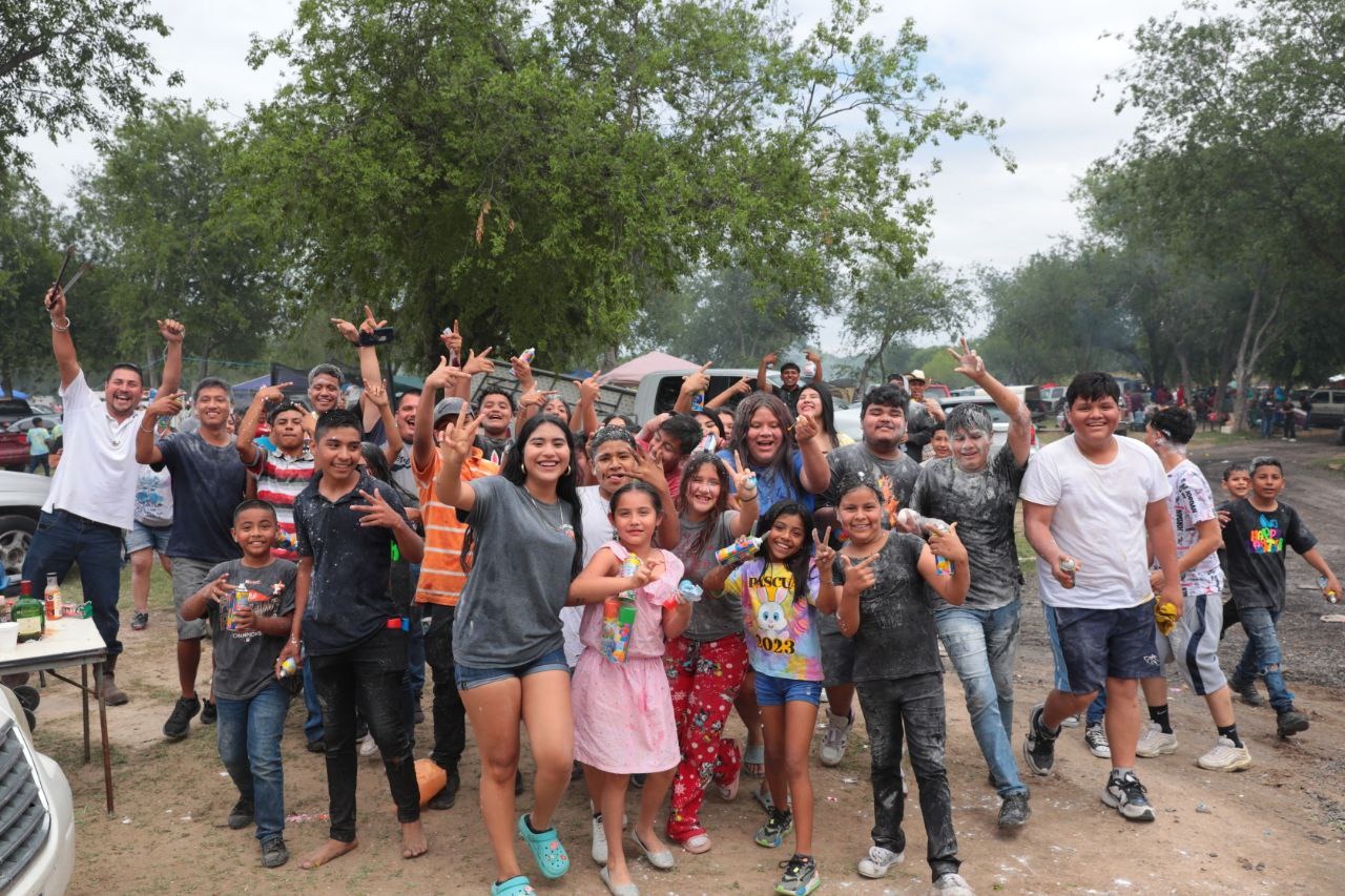 CELEBRAN FAMILIAS DOMINGO DE PASCUA EN ÁREAS RECREATIVAS DE LA CIUDAD