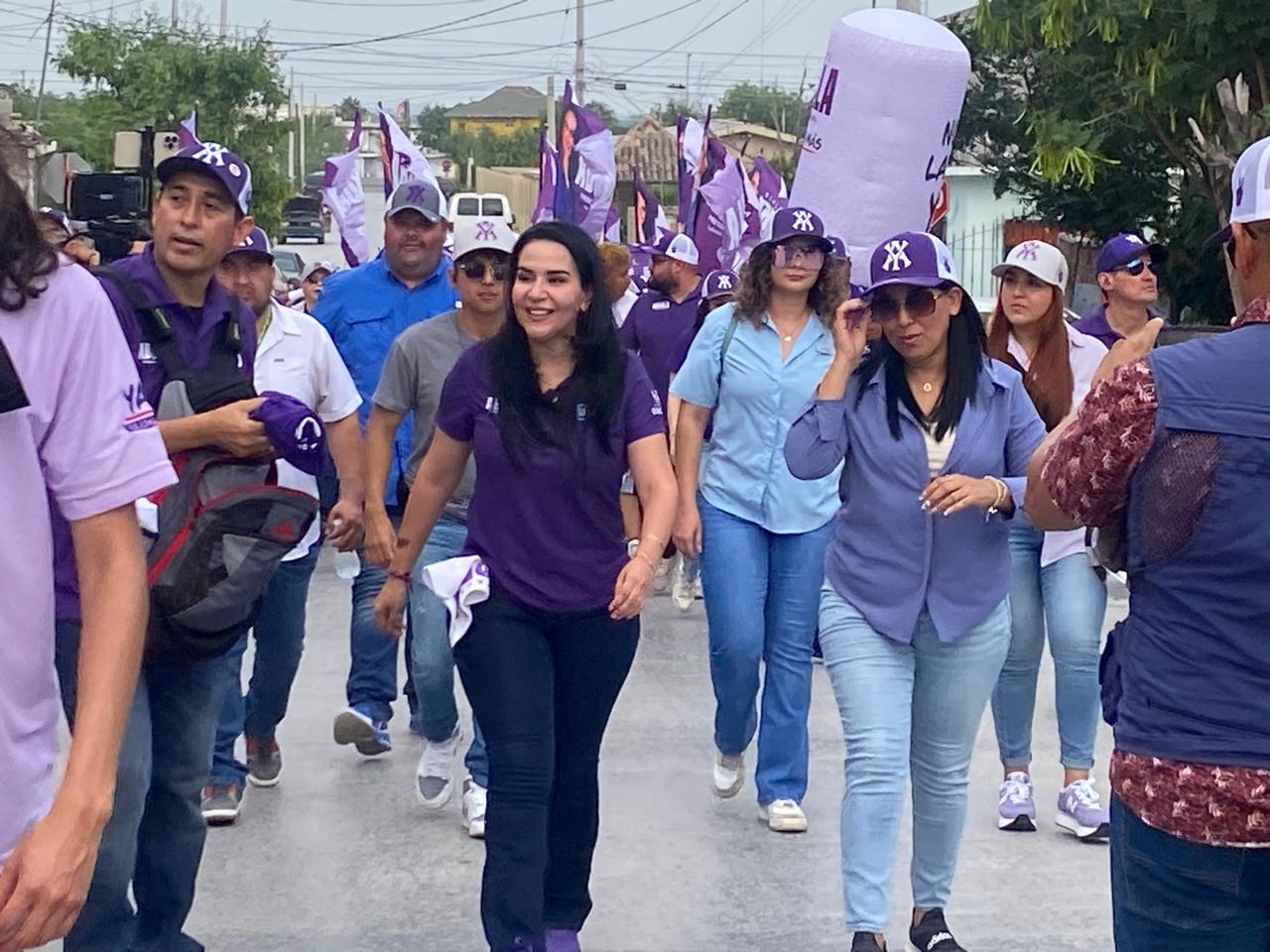 Yahleel Abdala se comprometió a que las obras municipales en Nuevo Laredo, las harán albañiles locales, por eso pidió la confianza de los ciudadanos