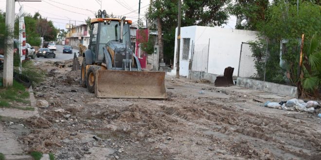 Descontento ciudadano: Abandono en obras públicas afecta a la ciudadanía