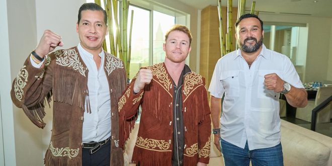 Presentan cinturón tamaulipeco en Las Vegas y “Canelo» Álvarez se enfunda la cuera