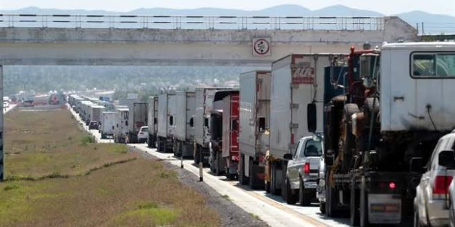 Comercio exterior «pasa aceite» por congestión en la Nacional