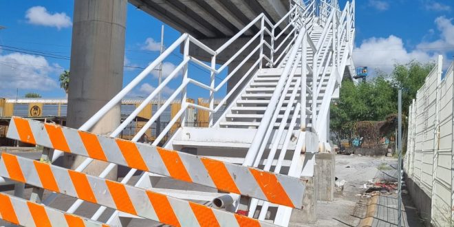 Gobierno Municipal construye puente peatonal no incluyente