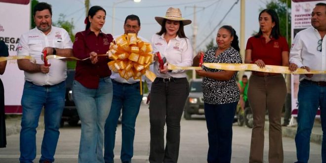 Carmen Lilia Cantúrosas entrega obras pendientes desde su pasada administración